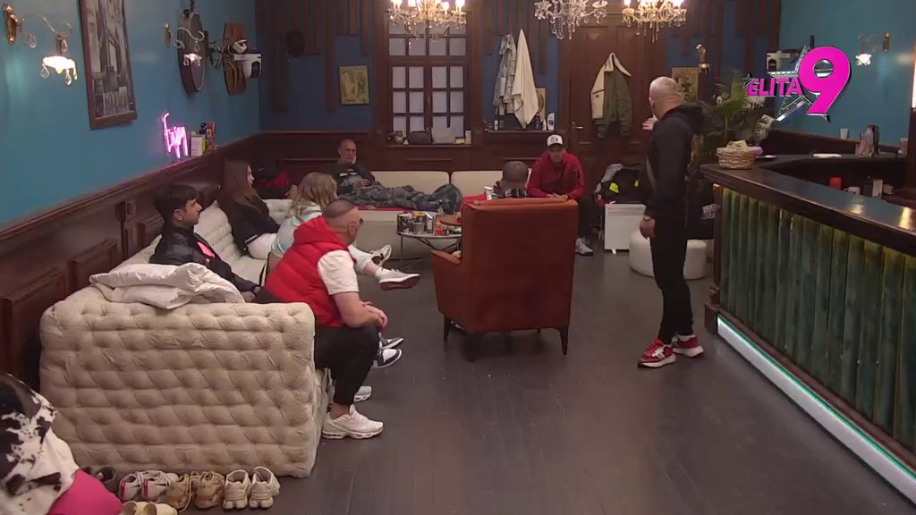 SUMNJAJU U NJIHOVO PRIJATELJSTVO! ? Boginja pokušala da ubaci Bori crv sumnje da mu Cimi nije prijatelj, pa Anastasija optužila Santanu da je pravi ljubomornom sa Stanićem! (VIDEO)