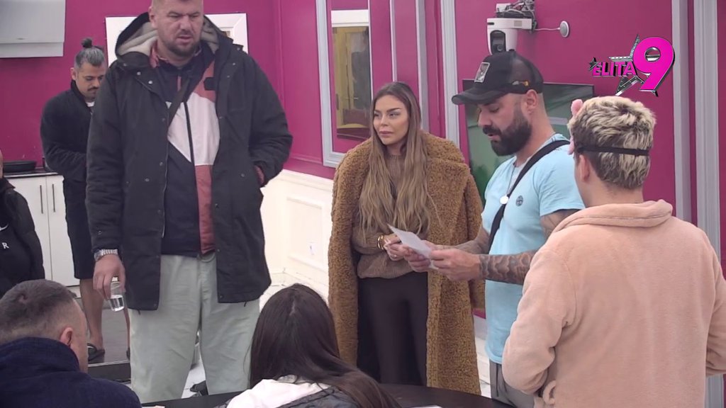 DANAS JE POSEBAN DAN ZA NJU: Sofija Janićijević slavi slavu, a evo šta je majka imala da joj poruči! (VIDEO)