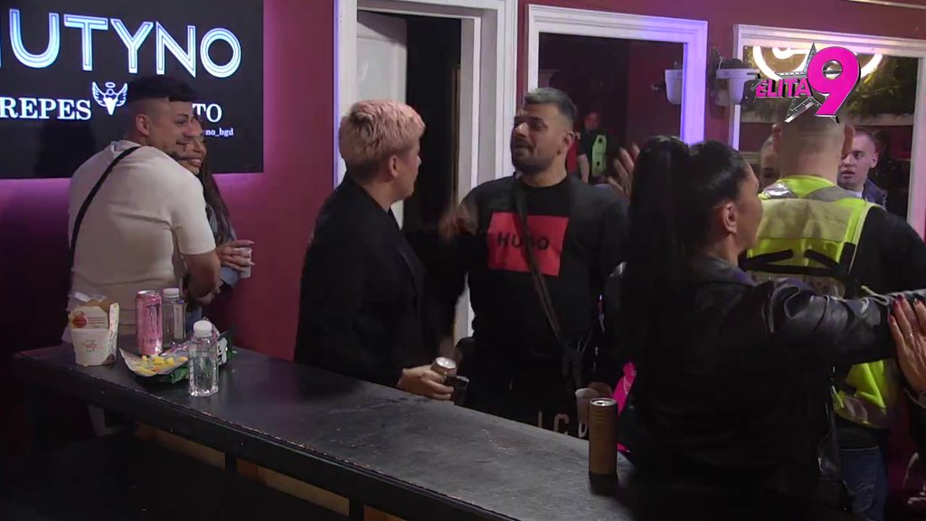 POBESNEO OD LJUBOMORE: Uroš doživeo pomračenje jer je Bora zagrlio Aneli (VIDEO)