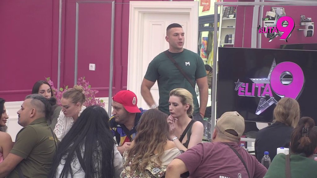ŠOK! Anđelo urnisao Boginju i Saru, nazvao ih ULIČARKAMA, Iva raskrinkala sve (VIDEO)