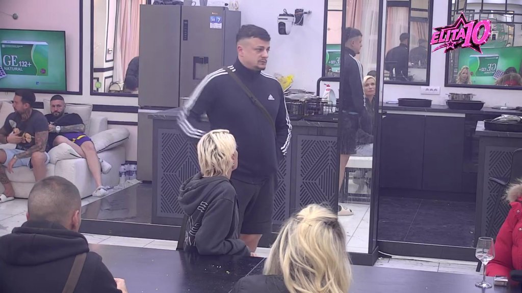 Nije bila srećna u toj vezi: Terza smatra da je Gloriji svanulo pored njega, pa otkrio zbog čega ne želi da ozvaniči njihov odnos! (VIDEO)