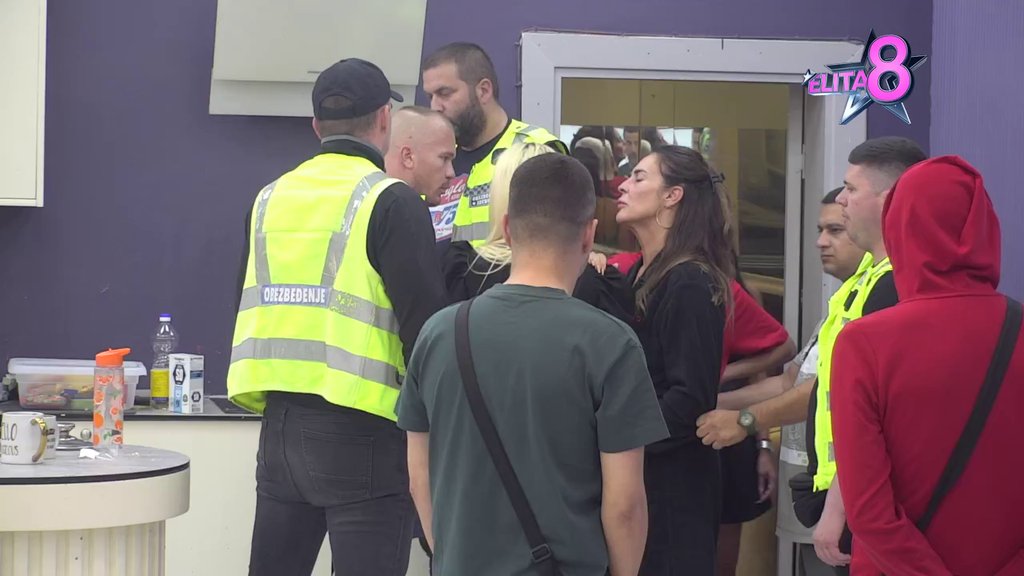 Karambol: Munjez žestoko izvređao Kačavendu u facu da je alkoholičarka i da su je se odrekli muž i deca, ona ostala nema na prozivke! (VIDEO)