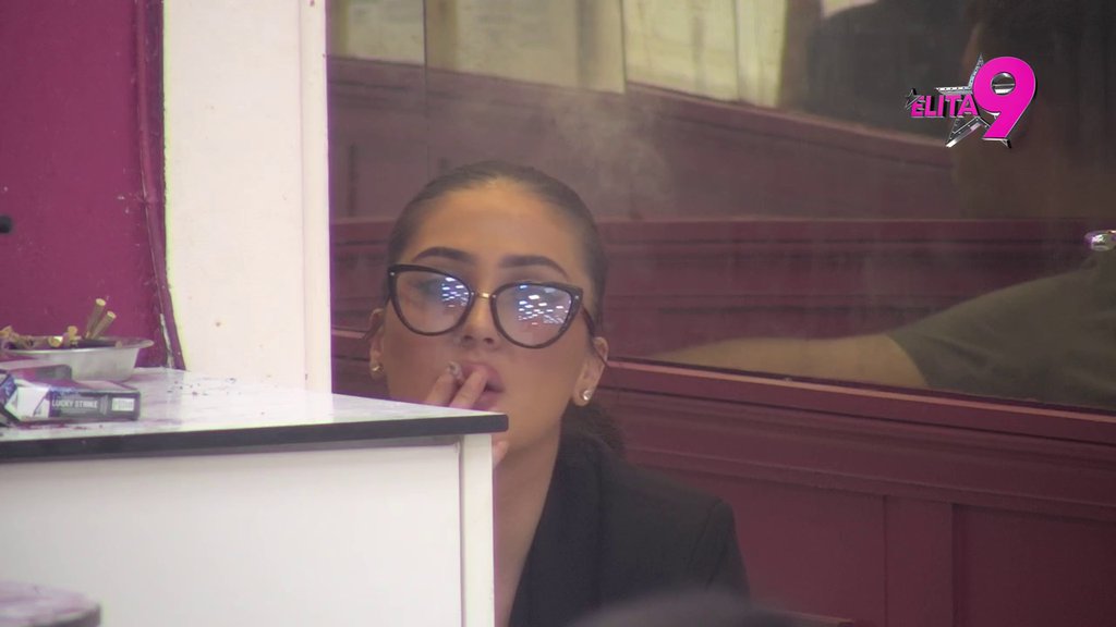 Pukao mu film: Ivan brutalno udario na Maju, čeka njenu osudu Bore Santane kao što je i Alibabu blatila! (VIDEO)