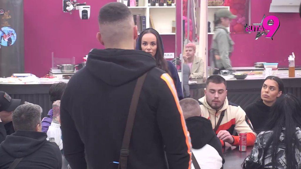 Vezana nisam, a piletinu ne volim! Maja napokon otkrila KAKVE MUŠKARCE PREFERIRA, ovo će mnoge šokirati! (VIDEO)