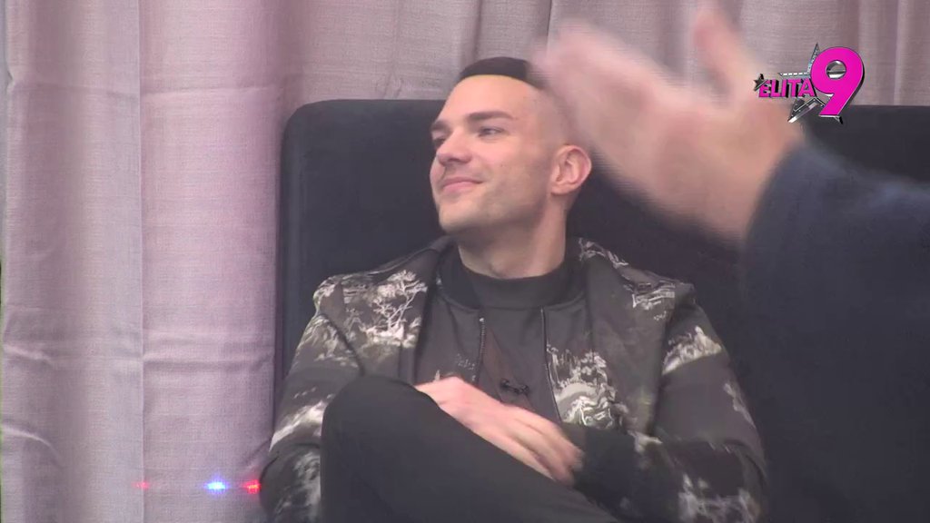 Ovo je moja pobeda! Opšti haos u Beloj kući zbog Anđelovog prvog mesta na anketi, on se ismejao svima u lice! (VIDEO)