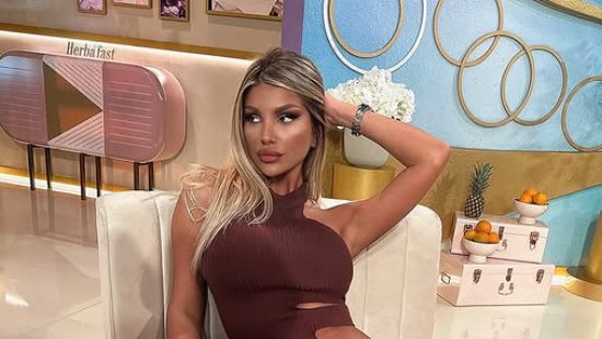 TO JE MOMENAT KOJI SVI ČEKAMO! Ivana Šopić za Pink.rs sumirala sezonu na izmaku: Voditeljka progovorila o NAJSMEŠNIJIM I NAJEMOTIVNIJIM trenucima, pa otkrija u čiju ljubav veruje i nakon finala ELITE