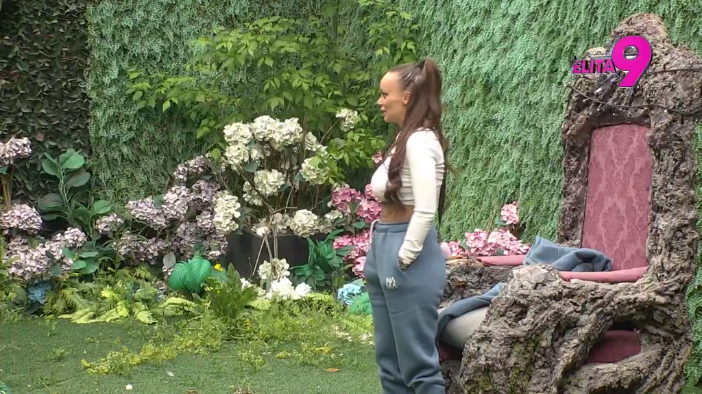 Takmičari raskrinkani do koske: Teodora unakazila Sofiju i Terzu brutalnim komentarima, pa odala Alibabu (VIDEO)