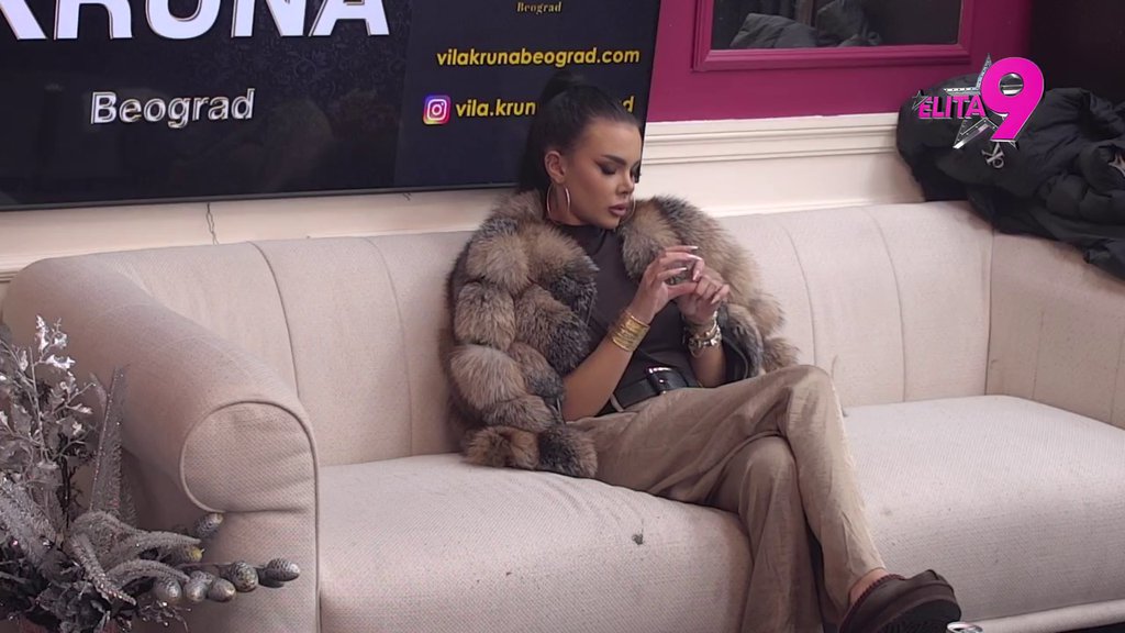 RAZVEZALA JEZIK: Miljana istakla da Aneli spaja Maju sa Filipom kako bi je odvojila od Luke, pa iznela tvrdnju da bi Marinkovićeva bila sa Asminom! (VIDEO )