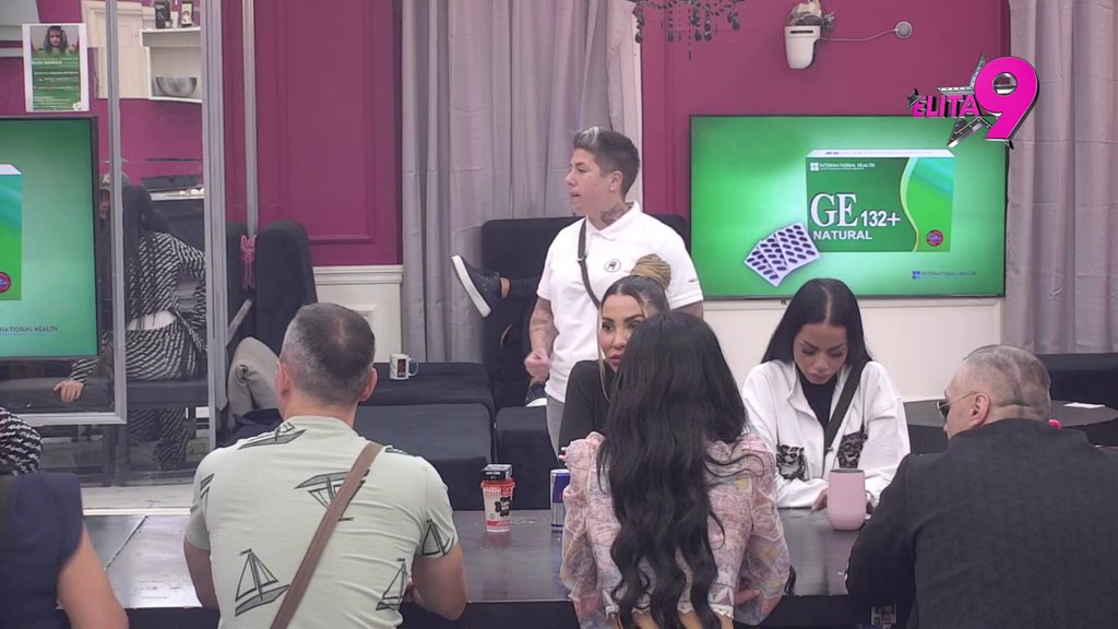 Šok preokret: Đukić upozorio Aneli da se ni slučajno ne zaljubljuje u njega, ona već reš pečena! (VIDEO)