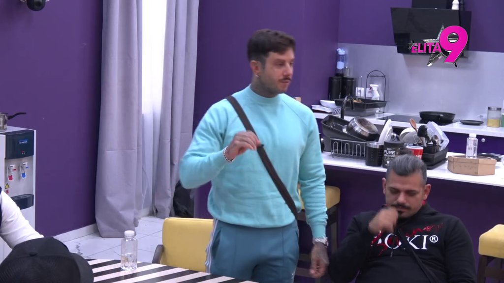 NOMINOVAO BIH ANITU! Đukić nakon intimnih odnosa zabo nož u leđa Stanojlovićevoj! (VIDEO)