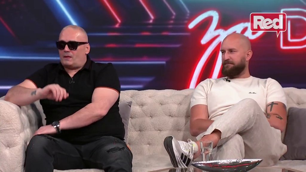 Napolju je nije spominjao, nemaju perspektivu! Đukićev drug otkrio da ne veruje u njegovu i Anelinu ljubav: Ozvaničili su vezu jer se plašio da Ahmićka ne ode kod drugog (VIDEO)