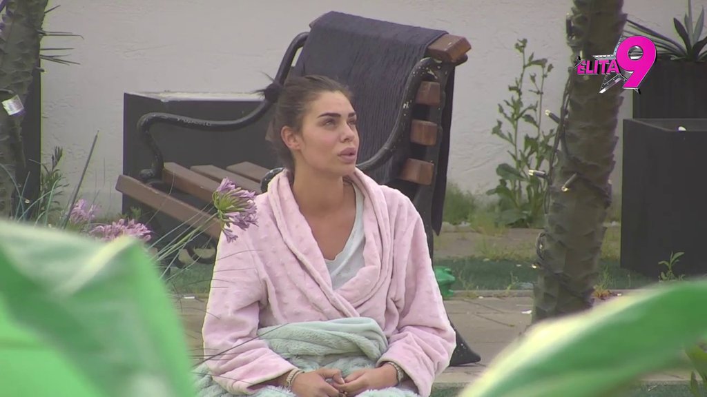 Neću te više jer si LAŽOVČINA, šta glumiš PAĆENICU?! Viktor svu snagu upreo u urlanje, dao sve od sebe da dozove Minu, ona preklinje za zagrljaj (VIDEO)