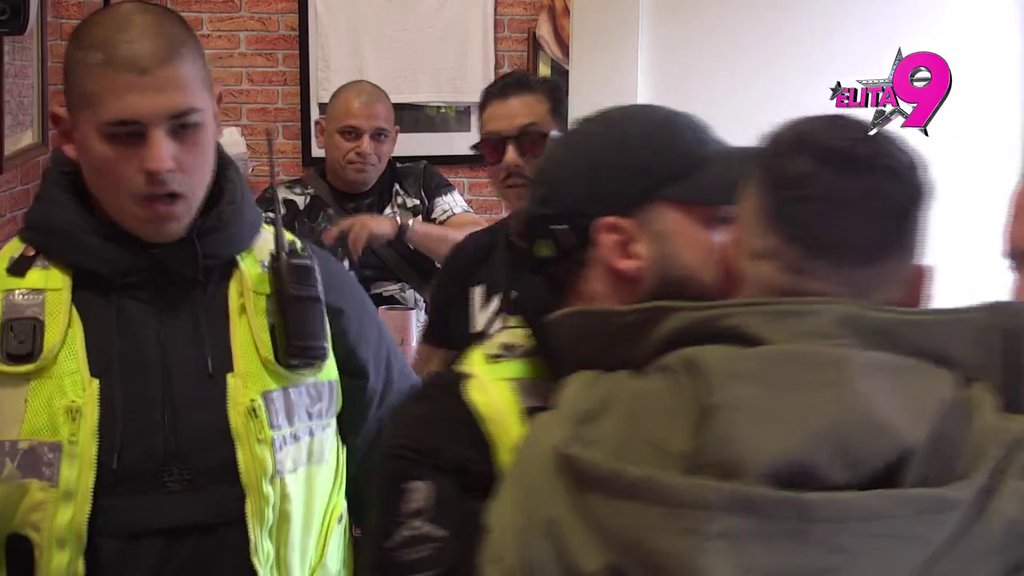 Karambol! Đukić se prvi put suprotstavio Bebici i stao uz Teodoru, on doživeo fras i zaleteo se na njega! (VIDEO)