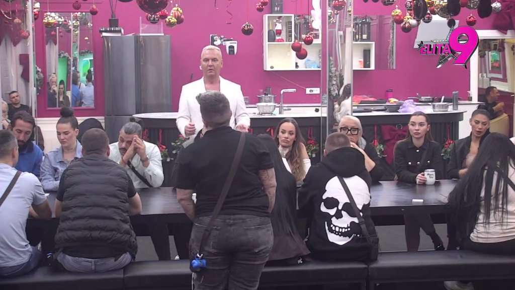 POLAKO SE PRIBLIŽAVAJU I SPUŠTAJU LOPTU! Matora sigurna da sledi pomirenje Luke i Aneli! (VIDEO)