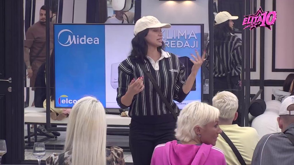 Car je pozitivan samo prema onima koji mu TITRAJU! Laura bez dlake na jeziku, spustila na dno i DRUGARICU Poršelinu (VIDEO)