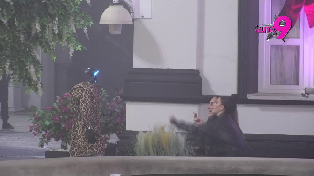 Kad se nas dve spojimo, nikom neće biti dobro: Kačavenda i Todićka zakopale ratne sekire, od sutra haraju Elitom! (VIDEO)