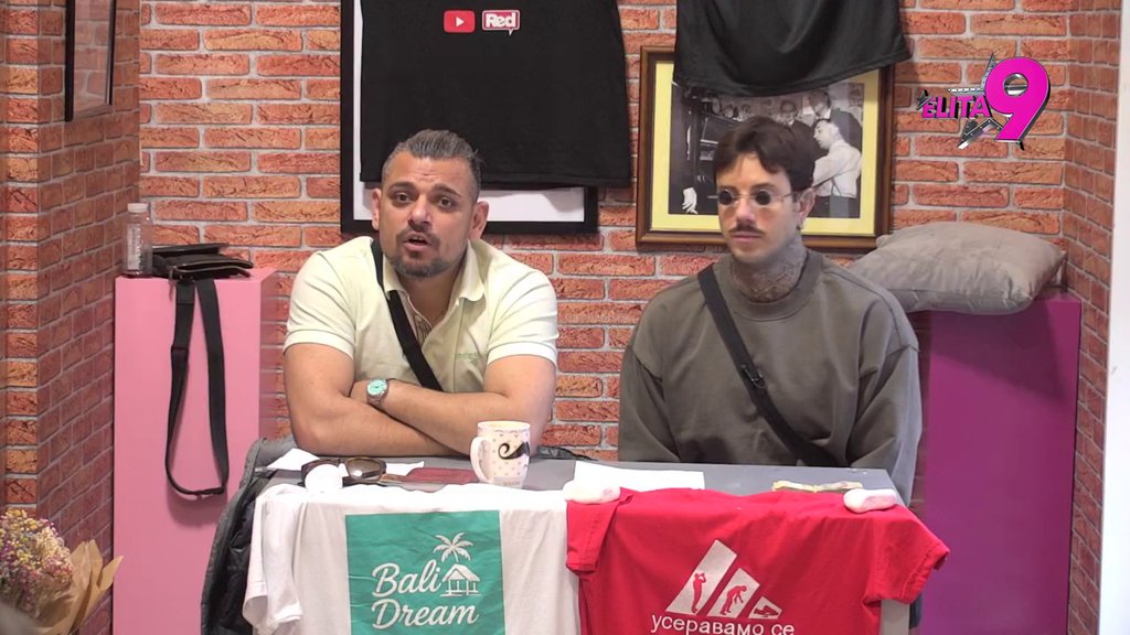 NAPRAVIO PRESEDAN! Na samom poćčetku 'Radio Amnezije' Dača pročitao molitvu Svetom Savi! (VIDEO)