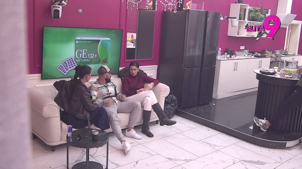 Okrenuo novi list: Luka kod Mine i Anite pronašao utočište nakon haosa sa Aneli! (VIDEO)