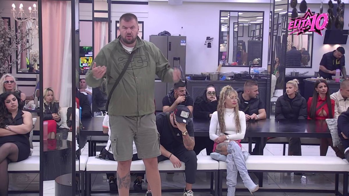 Uz nju sam i verujem joj, ne želim da... Janjuš misli da Kačavenda ne poseduje video zapise Sandrinog susreta sa Bajom na Zlatimoru! Odradovićeva negira da je tamo kročila: Kunem se... (VIDEO)