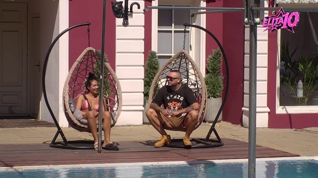 Laura priznala šta se odigralo sa Carem ISPOD POKRIVAČA! On pokušao da sakrije, ona sve OTKRILA (VIDEO)