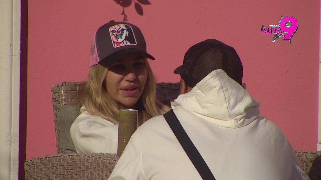 JE L' TREBA DA BACIM POSTELJINU KAD RASKINEM SA ŽENOM? Asmin i Dača ponovo ogovarali Aneli, Alibabu je interesovalo OVO! (VIDEO)