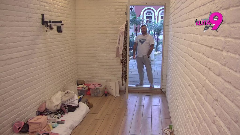 Pukao mu film: Alibaba očitao lekciju Aneli, osude takmičara su je skroz poremetile! (VIDEO)