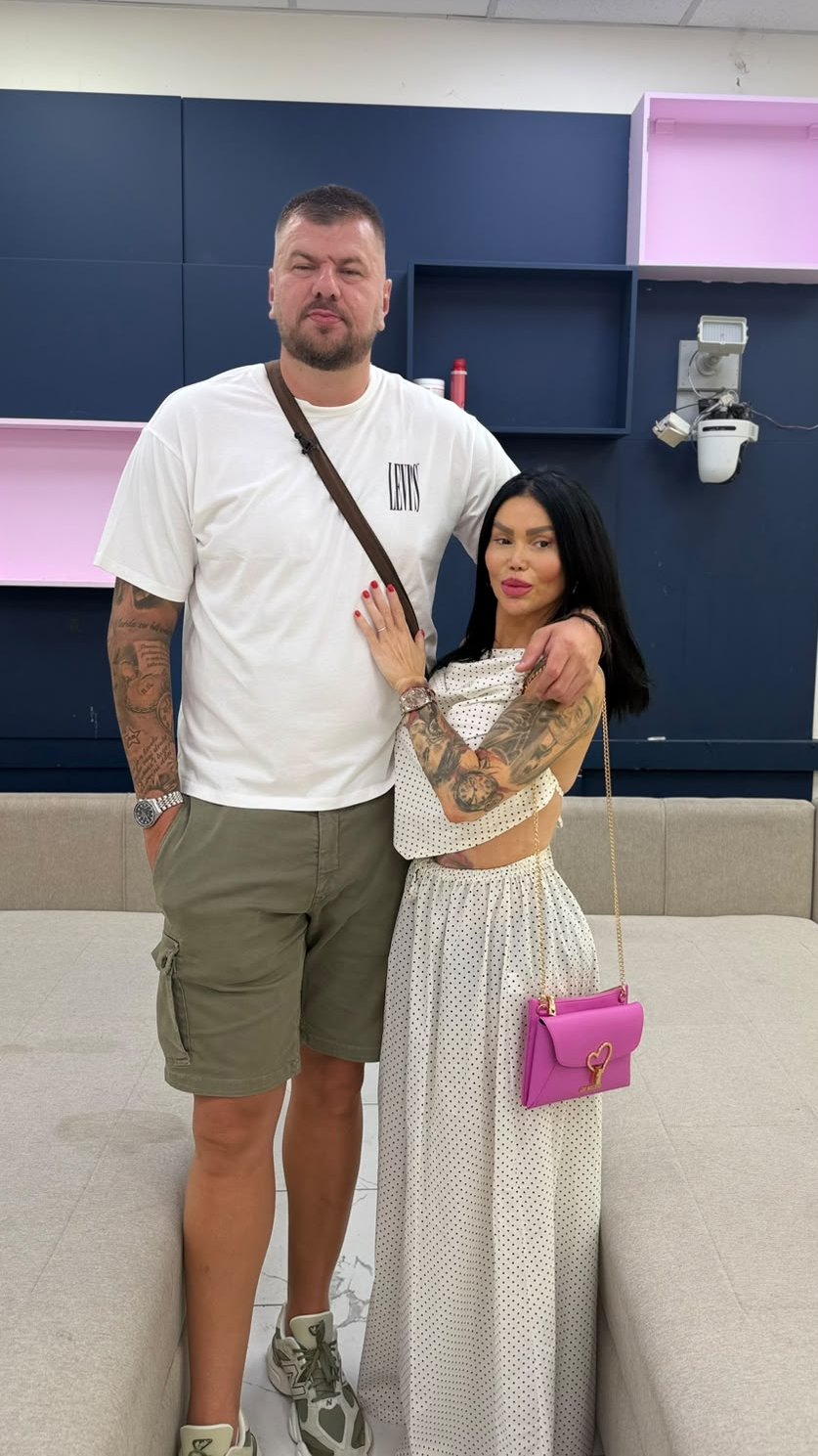 PINK.RS PAPARACO! Janjuš i Vanja se ne odvajaju nakon Elite, evo u kakvom izdanju smo ih uhvatili (VIDEO)