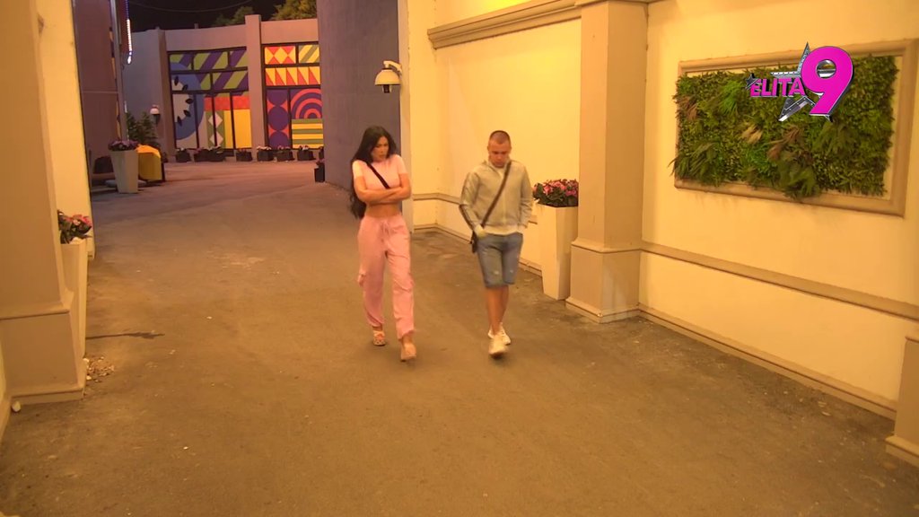 Prijateljstvo je stavljeno u smeće zbog para: Stanija shvatila da je Tamari preča Anite od nje posle 15 godina, ostala u šoku (VIDEO)