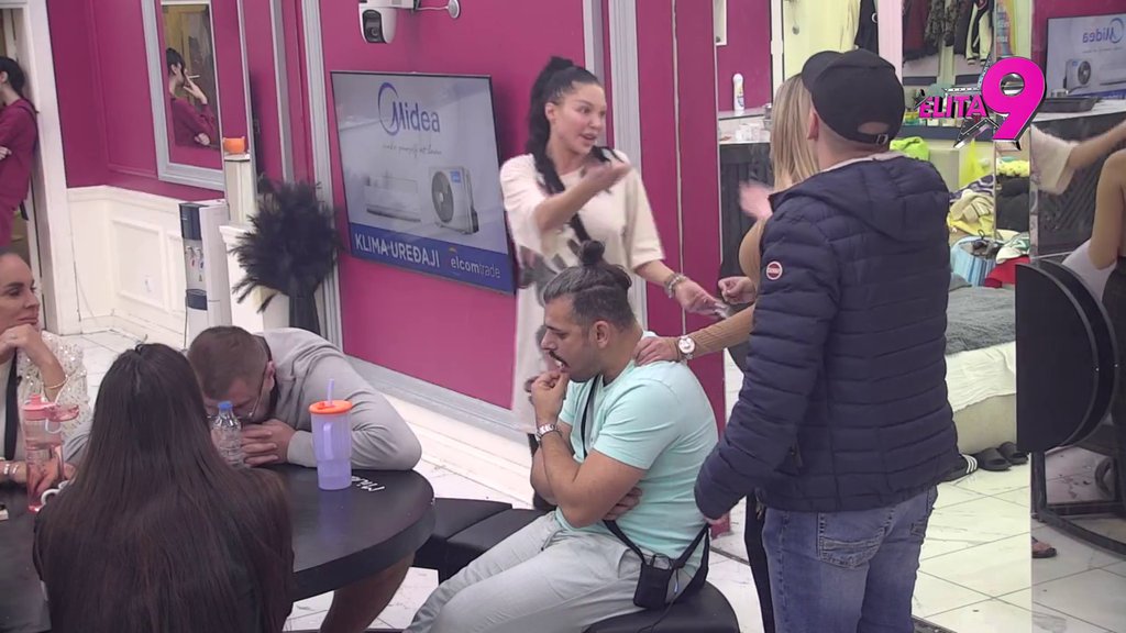 Kakav šok preokret: Alibaba priznao da se sve vreme igrao s Aneli kako bi negirala laži o njemu, nastao haos u Eliti! (VIDEO)
