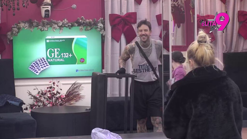 Posle ovoga s tobom, neće mi ni čestitku više poslati: Đukić otkida od smeha na Majine fore, ona ga isprozivala! (VIDEO)