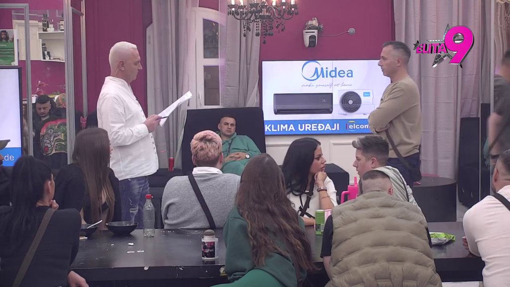 DOPADA MI SE: Cimi priznao simpatije prema Sari, pa dobio HLADAN TUŠ! (VIDEO)