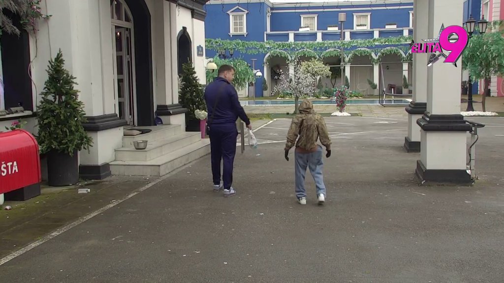 OVO ĆE JE ODUŠEVITI! Boginja rešila da priredi iznenađenje svojoj drugarici, zamolila Tošu za poklon: Ništa nije dobila OSAM MESECI! (VIDEO)