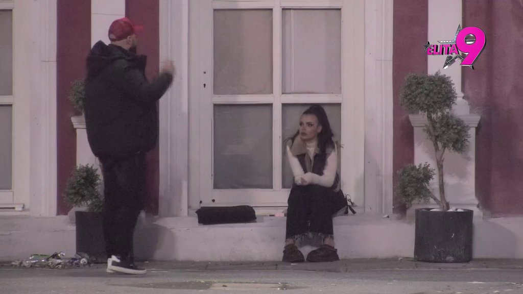 Ometala si me dok bacam rime: Totalni hit! Luka se naljutio na Anitu jer mu nije dala mira dok je pisao pesmu za Aneli (VIDEO)