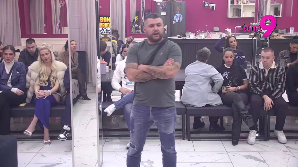 REKLA MI JE DA BEŽIM OD NJE: Asmin progovorio o Anelinom bratu i snajki, otkrio šta mu je Slađana Mandić poručila kada su sedeli zajedno (VIDEO)