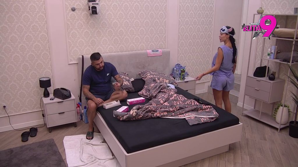 Navlači te kao poslednju... Asmin unakazio Maju zbog klipova sa Filipom, njihovu akciju nikad neće svariti! (VIDEO)