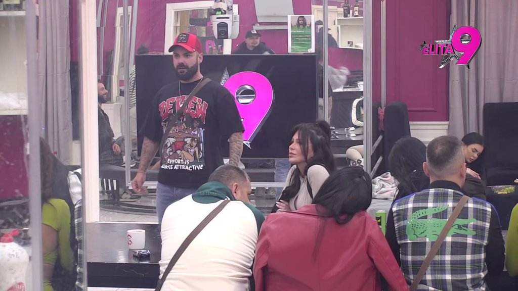 Totalna podela! Aneli na stubu srama zbog prisnog plesa sa Terzom, učesnici poskakali na noge: Pokazuje sve nemoralno, ova dva klipa su DOKAZ (VIDEO)