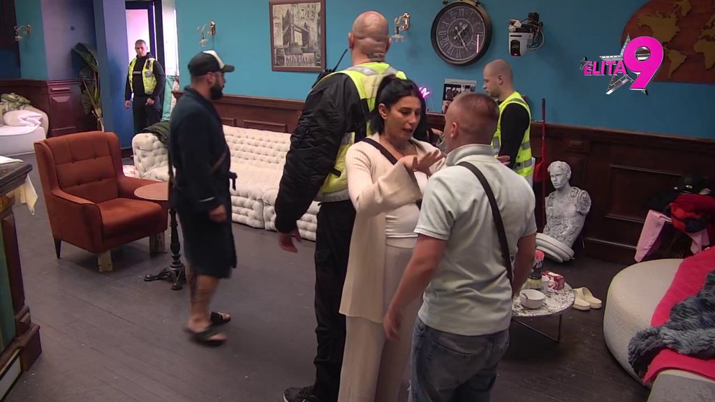 OBEZBEĐENJE ODMAH REAGOVALO! Dača roni suze, Luka ne zna šta će od nemoći pa mu se opet nakačio na grbaču: Nemaš osećaj za trudnice (VIDEO)