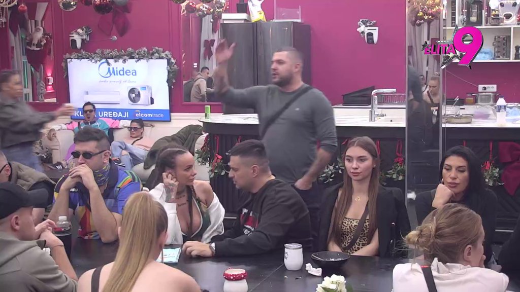 Nova teorija! Alibaba zarežao na Maju zbog ponašanja, Kačavenda iznela svoj sud: Dugo će ga ona pržiti, ali BIĆE ZAJEDNO (VIDEO)