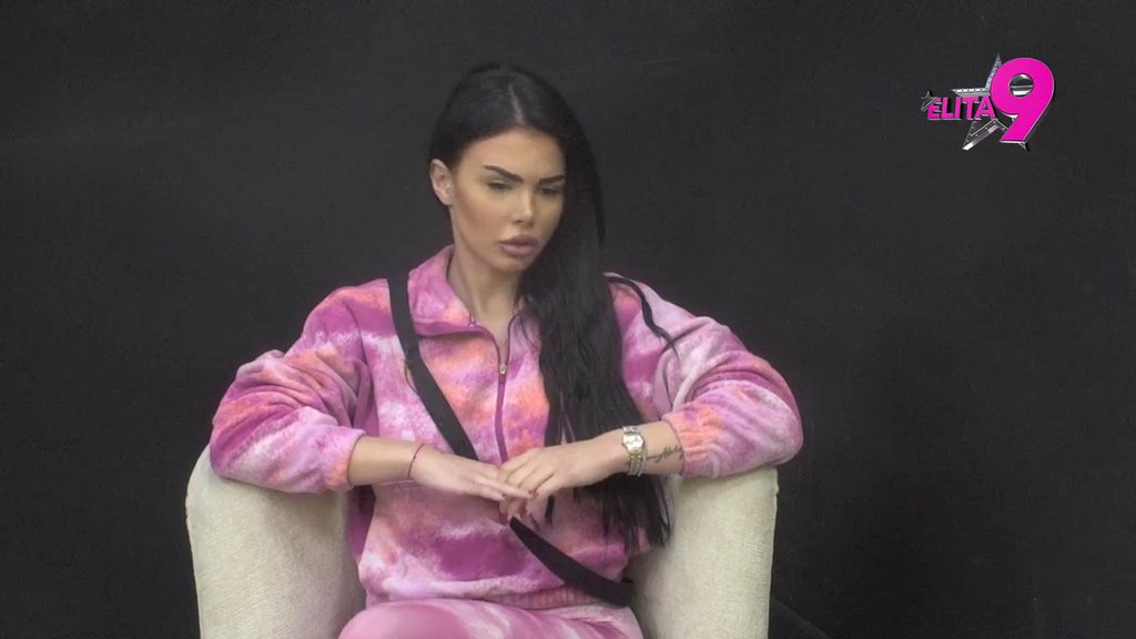 Možda mi ona sada vraća zbog Marka Markovića?! Anita iznela teoriju o naglom prekidu druženja sa Stanijom, pa oplela po Teodori i Bebici: Spinuju, jer... (VIDEO)