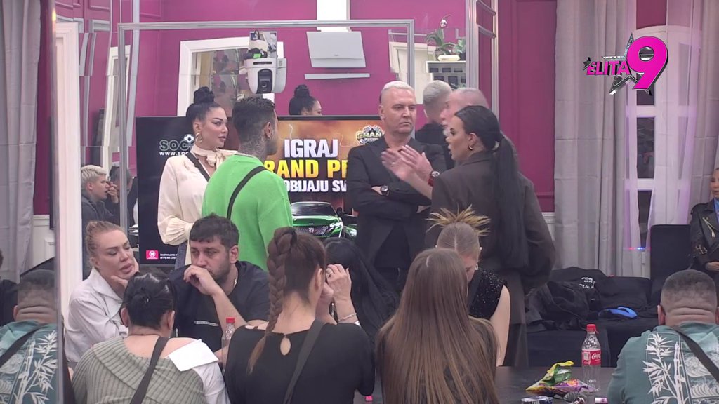 TRESE SE BELA KUĆA! Maja priznala šta oseća prema Filipu, Anita potonula kao Titanik: Ja mogu pogledom, a one ne mogu gole (VIDEO)