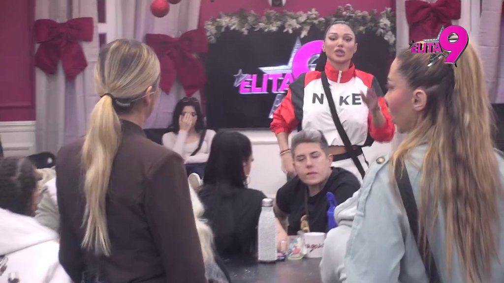 Oni idu za mnom, a ti si išao za Aneli: Maja podivljala zbog Janjuševog komentara, on nazvao Luku KEROM (VIDEO)