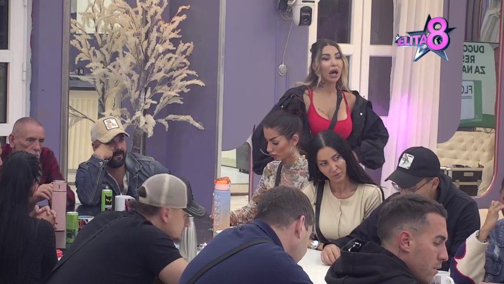 PUCA TIKVA?! Aneli saznala kako je Luka ishvalio Sandru na nominacijama Odabranih, pa ga ODUVALA OD SEBE (VIDEO)