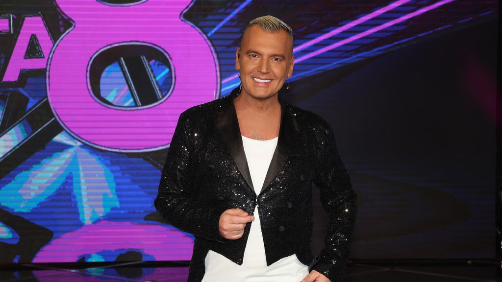 NAROD PITA VEČERAS OD 22H NA TV PINK: Ljute rijaliti rivalke Ena Čolić i Aneli Ahmić stižu kod Milana Miloševića u studio! NE PROPUSTITE SUOČAVANJE KOJE ČEKA CELA NACIJA!