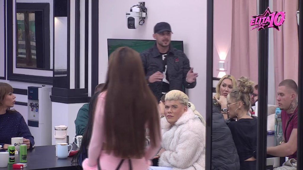 Od ovoga nikome nije dobro! Sanja optužila Marka za nasilje, on svojim besom zatresao Belu kuću (VIDEO)
