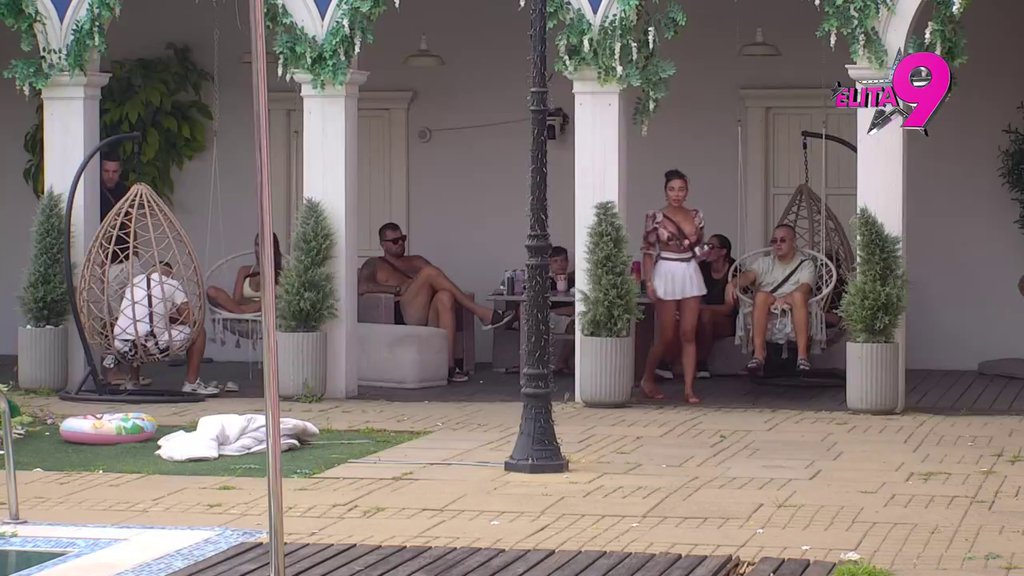 Dača opelješio Brazilca: Nećete verovati koliko para mu je dao za prvu pesmu, od cifre će vas se zavrteti u glavi! (VIDEO)