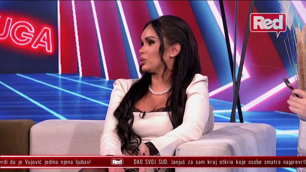 POJAVILE SU SE ISKRE: Sandra Obradović izanalizirala odnos Janjuša i Kačavende, pa spomenula Anelinu SUJETU: POKAZALA JE LJUBOMORU! (VIDEO)