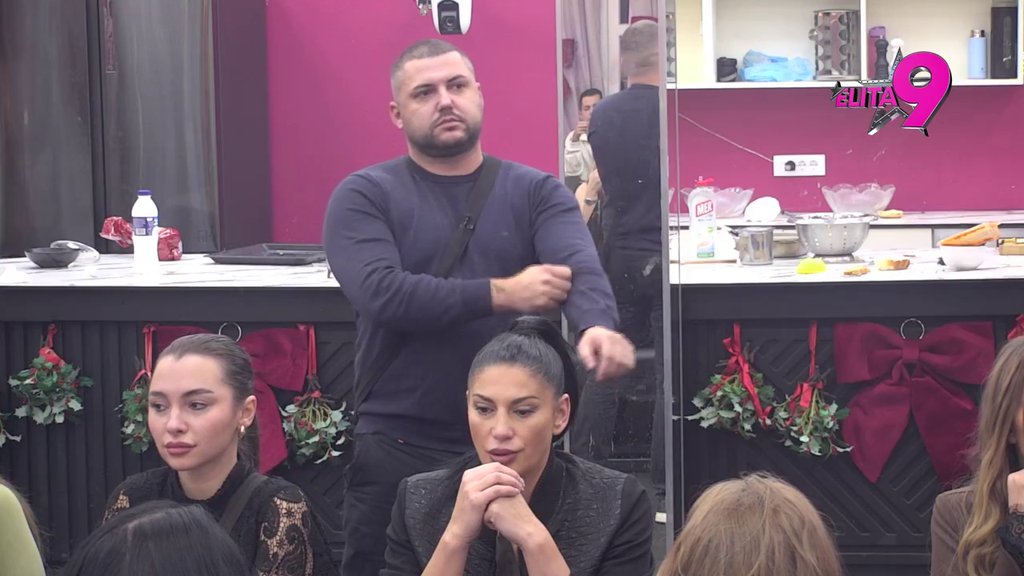 RADIM TO OD SRCA: Asmin otkrio zbog čega redovno spušta loptu sa Aneli, ona prizala: ON JEDINI USPE DA ME SMIRI! (VIDEO)