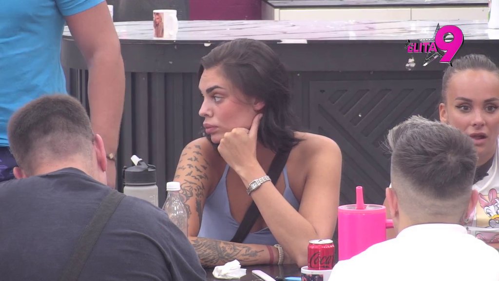 PRENAGLIO SAM: Viktor otkrio zbog čega je Mini dao još jednu šansu nakon što mu je zabila nož u leđa, ponovo pokušao da pronađe opravdanje za nju! (VIDEO)