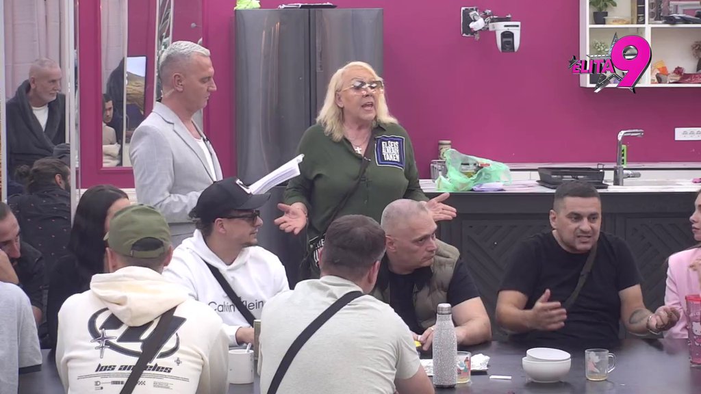 Zbog toga si i ubrzao veridbu: Zorica ubeđena da je Bebica već ranije uvideo poglede Đukića i Teodore! (VIDEO)