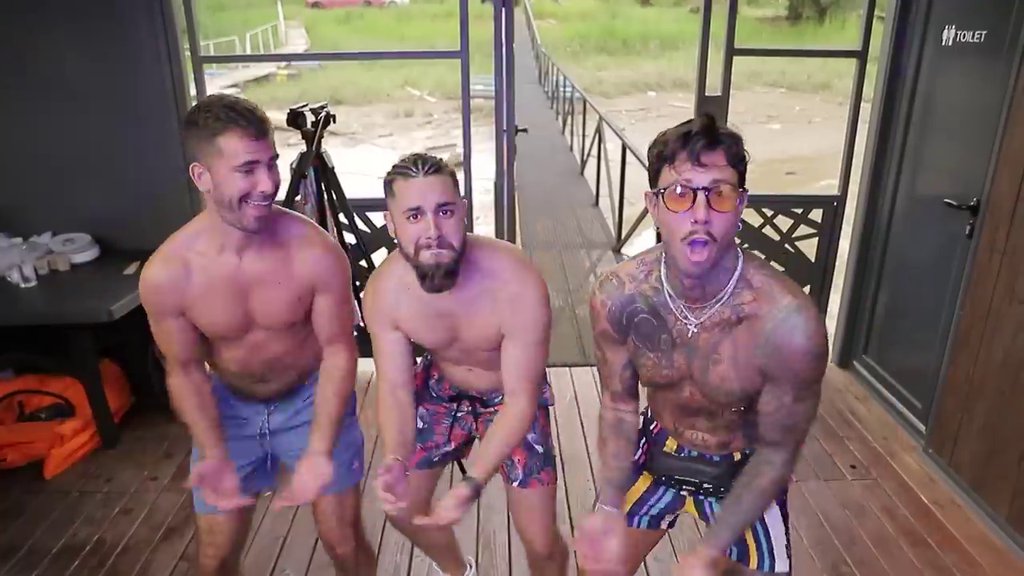 ČUVENI AFTERI IZGLEDAJU OVAKO?! Okupili se bivši zadrugari i napravili žurku na splavu, evo ko se sve našao na FEŠTI (VIDEO)